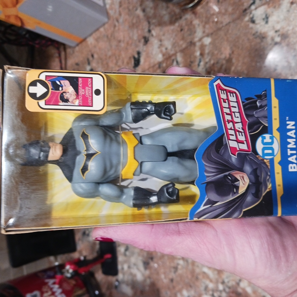 DC Justice League Action Batman Figure 6 Inch. Box Damage.